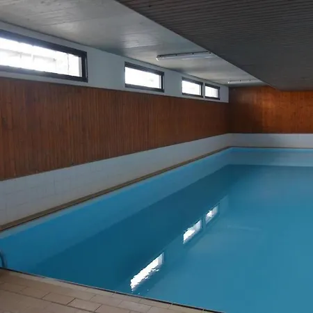 Up To 4 Panorama 66 Suisse Ле-Коллон